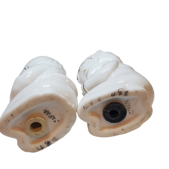 Vintage praying kids salt and pepper shakers - Picture 2 of 2